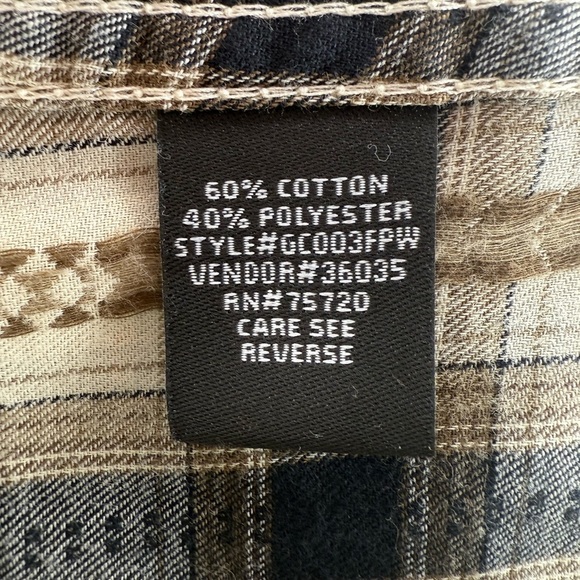 Gentry Country Plaid Button-Up Shirt - Picture 5 of 8